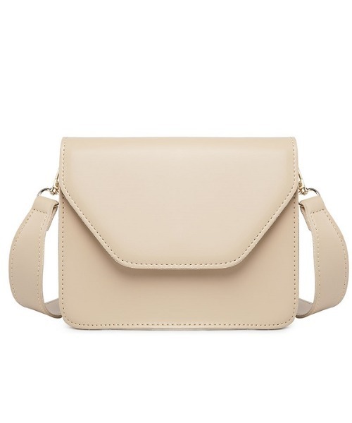 Donnaruma（ドンナルンマ）の「UNWKND / ミニマルスクエアバッグ（ショルダーバッグ・レディース・アイボリー・FREE）」の3枚目の写真