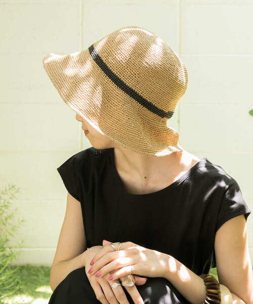 URBAN RESEARCH（アーバンリサーチ）の「細編みペーパーハット（ハット・レディース・ブラウン/オフホワイト/その他1/その他2/ナチュラル・-）」の6枚目の写真