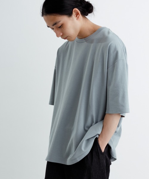 ADAM ET ROPE'（アダムエロペ）の「【スウェットガード】スモーキーカラー ビッグシルエットT/汗染み防止（Tシャツ/カットソー・メンズ・ホワイト/ライトグリーン/ベージュ系その他/ブルー系その他・M/L）」の4枚目の写真