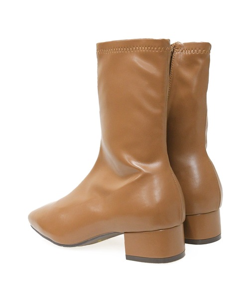 NOFALL(ノーフォール)の「スクエアトゥストレッチミディアムブーツ(ブーツ・レディース・ブラック/アイボリー/モカ/グレー系その他/グリーン系その他/グレイッシュベージュ・LL/3L/SS/S/M/L)」の9枚目の写真