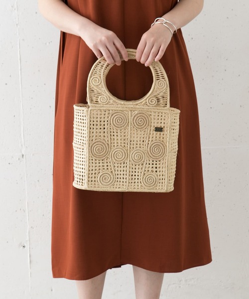 URBAN RESEARCH ROSSO WOMEN(アーバンリサーチ ロッソ)の「JARDIN DEL CIELO CANASTO BAG(かごバッグ・レディース・ナチュラル・-)」の2枚目の写真