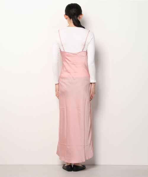 Guess（ゲス）の「Eco Akilina Slip Dress（ワンピース・レディース・ライトピンク/ブラック・LARGE/MEDIUM/SMALL）」の9枚目の写真