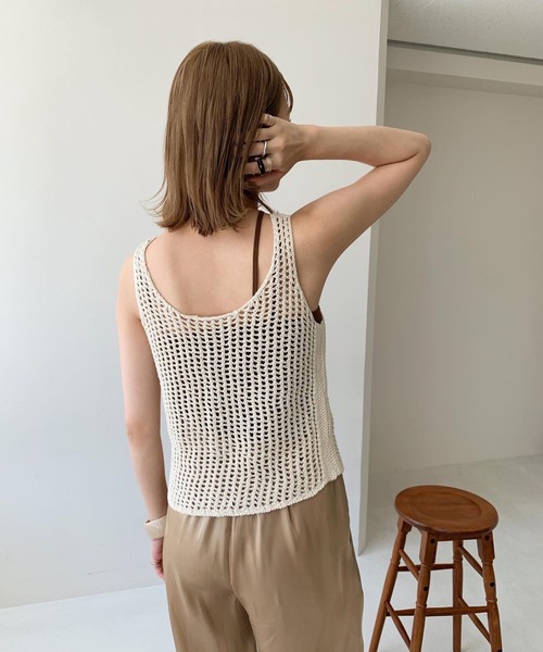 Amiur（エミレ）の「waffle knit tops（タンクトップ・レディース・ダークオレンジ/マスタード/アイボリー・FREE）」の19枚目の写真