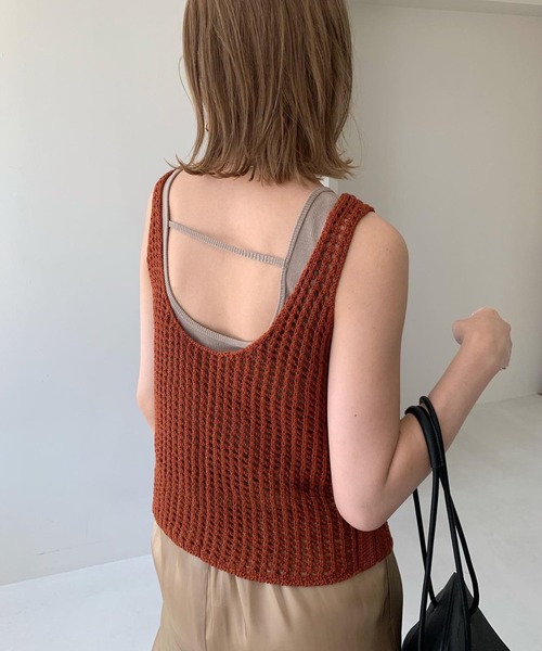 Amiur（エミレ）の「waffle knit tops（タンクトップ・レディース・ダークオレンジ/マスタード/アイボリー・FREE）」の12枚目の写真