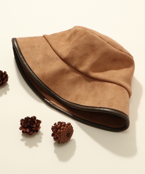 ikka（イッカ）の「スエードパイピングバケットハット（ハット・レディース・ブラック/ベージュ/ピンク・FREE）」の15枚目の写真