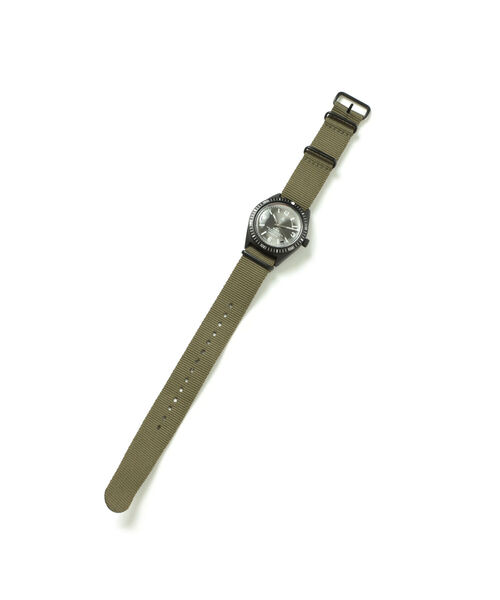 B:MING by BEAMS(ビーミングバイビームス)の「NAVAL WATCH Produced by LOWERCASE x B:MING by BEAMS / 別注 FRXB012(アナログ腕時計・メンズ・ブラック・ONE SIZE)」の4枚目の写真