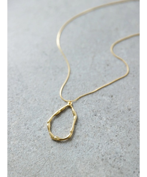 HALUHIROINE（ハルヒロイン）の「【Select】変形メタルロングネックレス（ネックレス・レディース・ゴールド・FREE）」の3枚目の写真