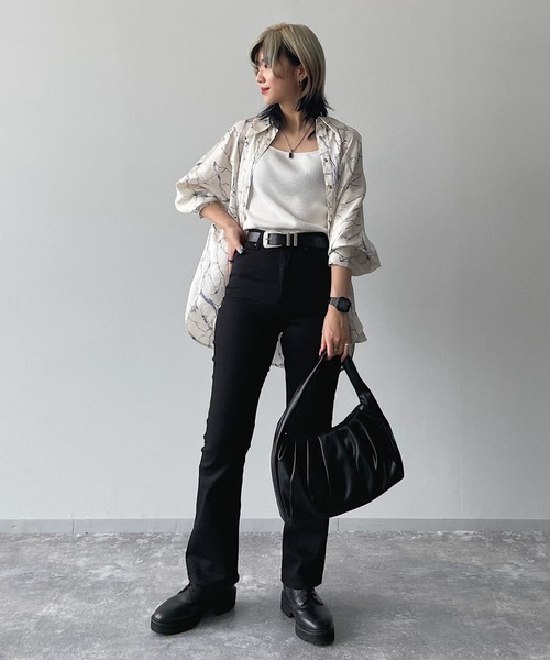 PAGEBOY(ページボーイ)の「ラインモアレBIGシャツ(シャツ/ブラウス・レディース・ホワイト系その他/ブラック系その他・FREE)」の15枚目の写真