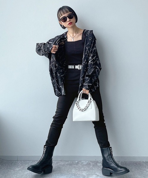 PAGEBOY(ページボーイ)の「ラインモアレBIGシャツ(シャツ/ブラウス・レディース・ホワイト系その他/ブラック系その他・FREE)」の22枚目の写真