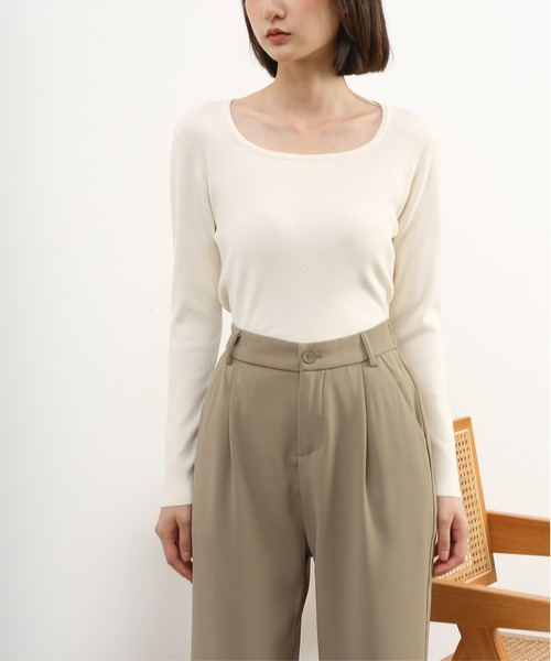 MAISON DE THERESE(メゾン ド テレーズ)の「スクエアネック ニットトップス(ニット/セーター・レディース・ホワイト/ブラック/アイボリー/モカ/ネイビー・MEDIUM)」の17枚目の写真