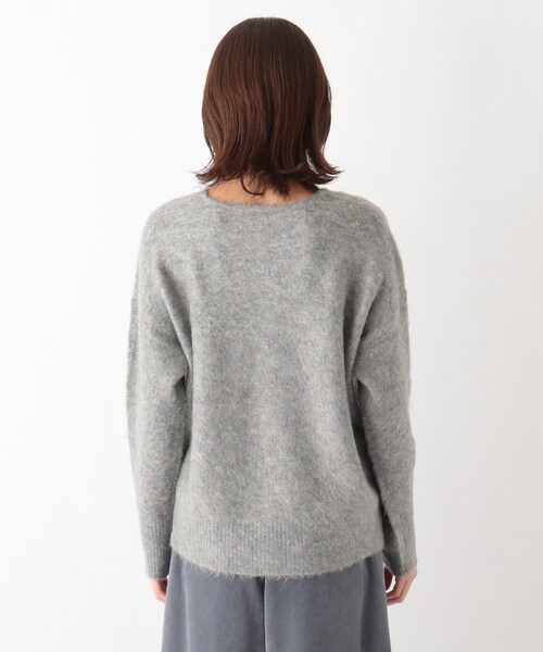 SOUP（スープ）の「◆【大きいサイズあり・13号・15号】【モヘヤ混】前後差ヘム クルーネックニット（ニット/セーター・レディース・ベージュ/ライトパープル/グレー・07/11/15 /13/09）」の10枚目の写真