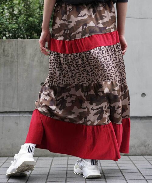 AVIREX(アヴィレックス)の「【Women's】パターン チェンジ スカート/ PATTERN CHANGE SKIRT(スカート・レディース・ブラック/ブラウン/レッド・FREE)」の5枚目の写真