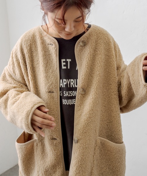 PUAL CE CIN（ピュアルセシン）の「ノーカラーパイピングボアコート