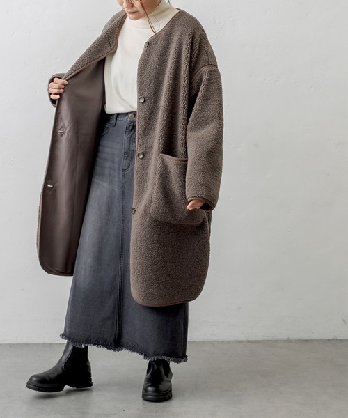 PUAL CE CIN（ピュアルセシン）の「ノーカラーパイピングボアコート