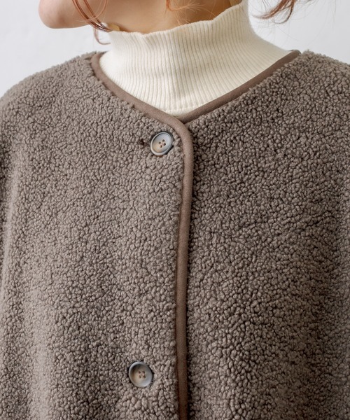 PUAL CE CIN（ピュアルセシン）の「ノーカラーパイピングボアコート