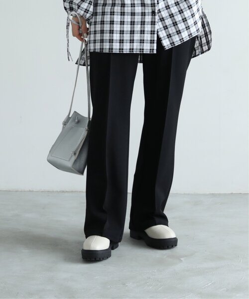 RAY CASSIN（レイカズン）の「S-L展開 センタータックイージーカラーパンツ（スラックス・レディース・ブラック/イエロー/オレンジ/ブルー/キナリ・SMALL/MEDIUM/LARGE）」の16枚目の写真