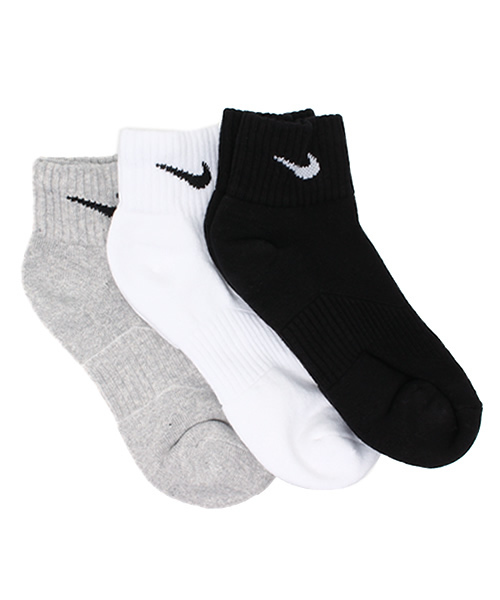 NIKE（ナイキ）の「ウィメンズ ナイキ 3足1組 ソックス NIKE 3PPK CUSHION QUARTER SOCKS SX4703（ソックス/靴下・レディース・ホワイト/マルチ・24cm）」の3枚目の写真
