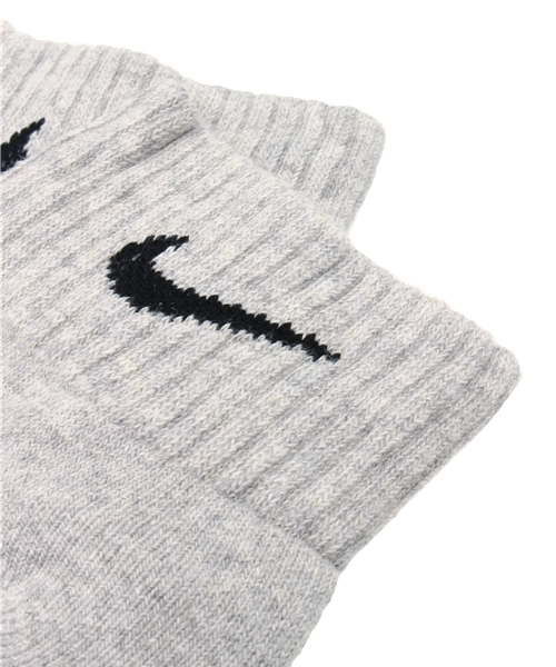 NIKE（ナイキ）の「ウィメンズ ナイキ 3足1組 ソックス NIKE 3PPK CUSHION QUARTER SOCKS SX4703（ソックス/靴下・レディース・ホワイト/マルチ・24cm）」の4枚目の写真