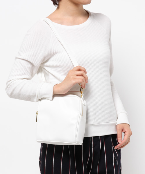 WEGO（ウィゴー）の「WEGO/スクエアショルダーバッグ（ショルダーバッグ・レディース・ホワイト/ブラック/ピンク・FREE）」の4枚目の写真