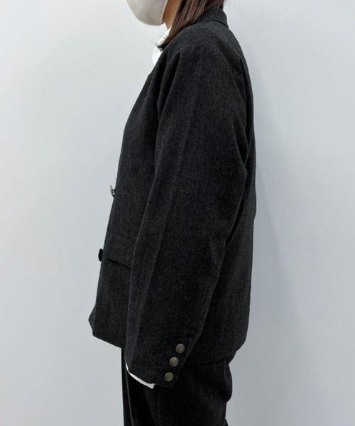 MUHET(ミュエータ)の「【セットアップ可能】ダブルブレザージャケット(テーラードジャケット・レディース・チャコールグレー/ブラウン/グリーン・SMALL/MEDIUM/X-LARGE)」の17枚目の写真