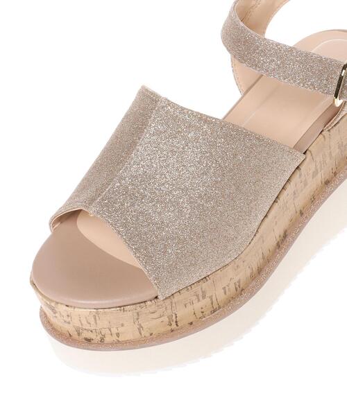 INGNI（イング）の「厚底ウェッジサンダル（サンダル・レディース・オフホワイト/ブラック/ゴールド・M/L）」の8枚目の写真