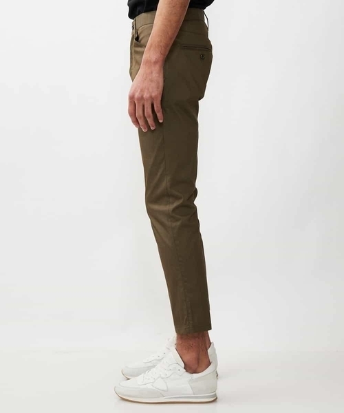 MICHEL KLEIN HOMME (ミッシェルクランオム)の「ベーシッククロップドパンツ(チノパンツ・メンズ・ブルー/ライトグレー/ベージュ・MEDIUM/LARGE/46/48)」の21枚目の写真