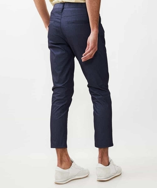 MICHEL KLEIN HOMME (ミッシェルクランオム)の「ベーシッククロップドパンツ(チノパンツ・メンズ・ブルー/ライトグレー/ベージュ・MEDIUM/LARGE/46/48)」の4枚目の写真