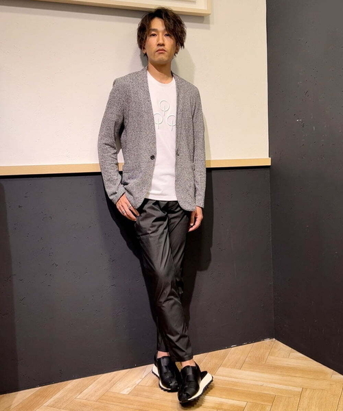 MICHEL KLEIN HOMME (ミッシェルクランオム)の「ベーシッククロップドパンツ(チノパンツ・メンズ・ブルー/ライトグレー/ベージュ・MEDIUM/LARGE/46/48)」の17枚目の写真