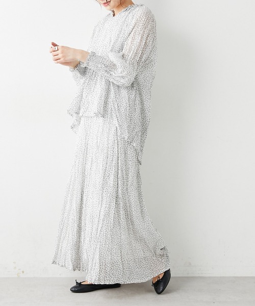 PUAL CE CIN（ピュアルセシン）の「クリンクル加工小花柄スカート（スカート・レディース・ホワイト/ブラック・FREE）」の5枚目の写真