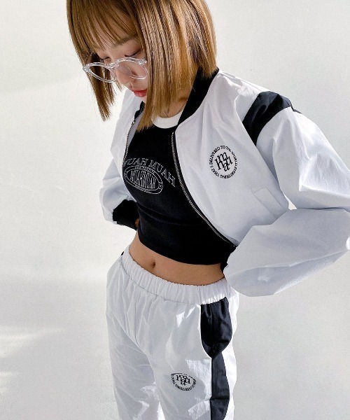 muahmuah(ムーアムーア)の「A'GEM/9 × .kom『muah muah/ムーアムーア』MUAH STITCH COMBI VARSITY BLOUSON/ステッチ ヴァーシティ ジャケット(ブルゾン・レディース・ホワイト/ブラック・FREE)」の12枚目の写真