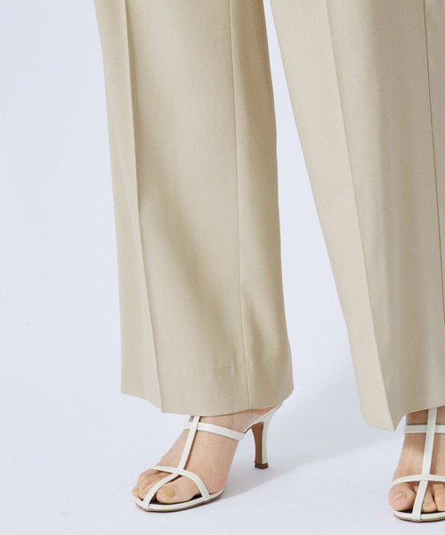 ROPE'(ロペ)の「レーヨンギャバハイウエストベルテットワイドパンツ(その他パンツ・レディース・ベージュ/ライトグリーン/ブルー系その他4・38/36)」の16枚目の写真