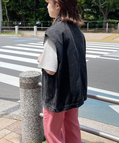 PairPair（ペアペア）の「ケミカルウォッシュジレ(ユニセックス)（ベスト・メンズ・ブラック/サックスブルー・フリー）」の8枚目の写真