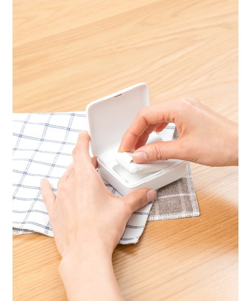 on the day（オンザデイ）の「PRISMATE(プリズメイト) マスキュレーター 充電ケース付（生活家電・メンズ・ホワイト・FREE）」の9枚目の写真