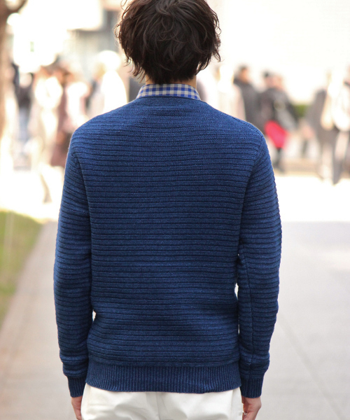 EDIFICE（エディフィス）の「◇INDIGO / インディゴ : リップル ボートネックニット（ニット/セーター・メンズ・ブルー/ネイビー・48/46/44）」の5枚目の写真