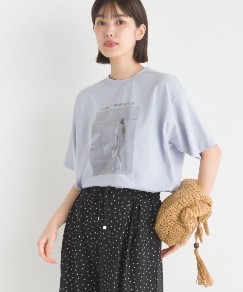 OMNES（オムネス）の「綿ベア天半袖プリントTシャツ（Tシャツ/カットソー・レディース・ベージュ/ホワイト系その他/ブルー系その他/ホワイト系その他2/ホワイト系その他3/チャコール・LARGE/MEDIUM）」の6枚目の写真