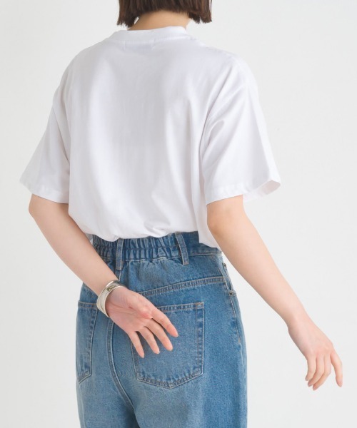 OMNES（オムネス）の「綿ベア天半袖プリントTシャツ（Tシャツ/カットソー・レディース・ベージュ/ホワイト系その他/ブルー系その他/ホワイト系その他2/ホワイト系その他3/チャコール・LARGE/MEDIUM）」の20枚目の写真