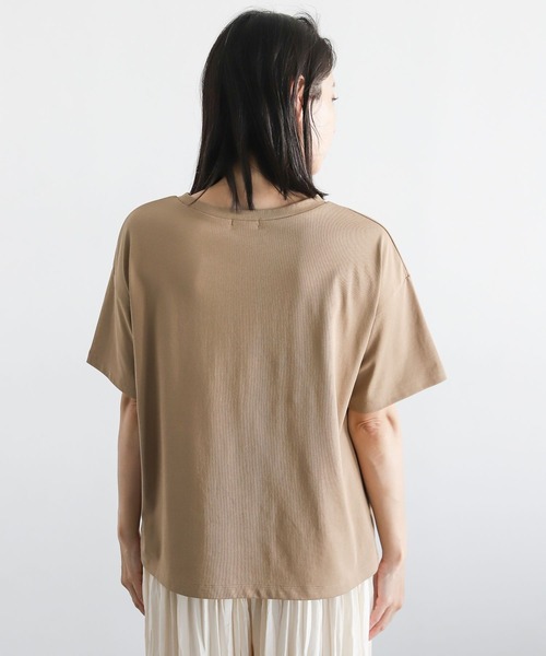 LEPSIM（レプシィム）の「マルチキノウTシャツ2　281385（Tシャツ/カットソー・レディース・ブラック/ベージュ/オフホワイト/ホワイト系その他・SMALL/MEDIUM/LARGE）」の17枚目の写真