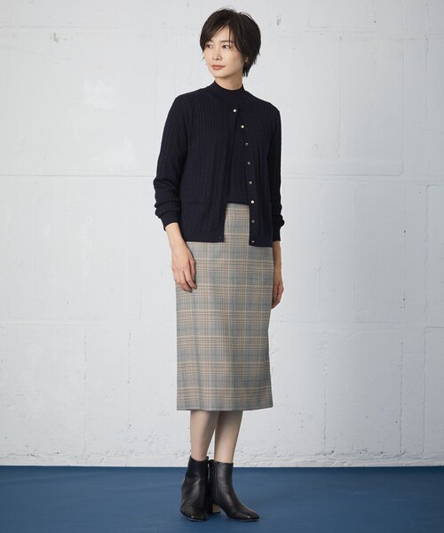 J.PRESS（ジェイプレス）の「【洗える】KNIT BASIC ミドル カーディガン（カーディガン/ボレロ・レディース・ライトグレー系/ベージュ系/ネイビー系/パープル系/オレンジ系・MEDIUM/LARGE）」の9枚目の写真