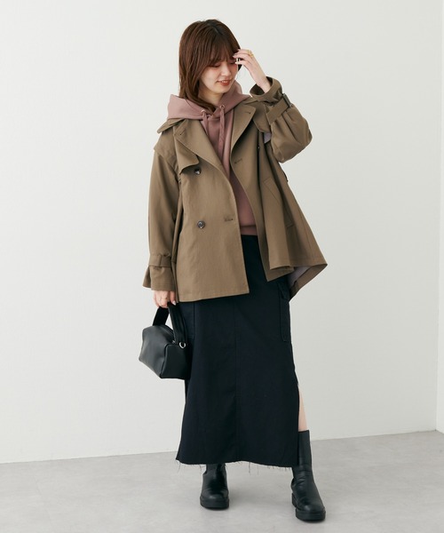 natural couture（ナチュラルクチュール）の「WEB限定カラーあり/2022AWアイテム/注目のおしゃれミドル丈コート 袖取れるケープジレトレンチ（トレンチコート・レディース・ベージュ/ブラウン/ネイビー・FREE）」の13枚目の写真