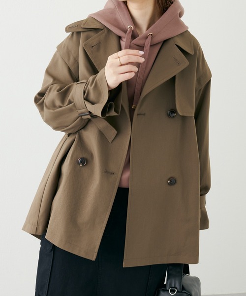 natural couture（ナチュラルクチュール）の「WEB限定カラーあり/2022AWアイテム/注目のおしゃれミドル丈コート 袖取れるケープジレトレンチ（トレンチコート・レディース・ベージュ/ブラウン/ネイビー・FREE）」の11枚目の写真