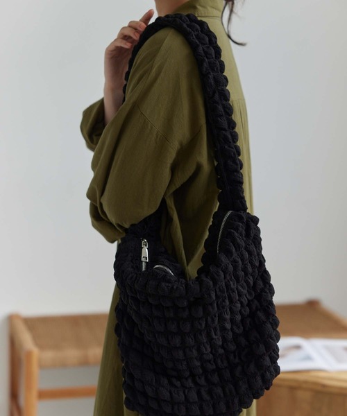 Edit Sheen（エディットシーン）の「2wayシャーリングキルティングバッグ（ショルダーバッグ・レディース・ホワイト/ブラック・FREE）」の19枚目の写真