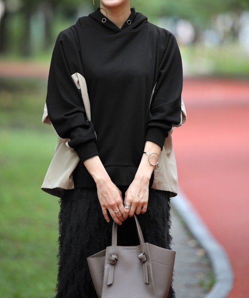 Bou Jeloud（ブージュルード）の「バックデザインパーカー（パーカー・レディース・ブラック/カーキ/ボルドー/ホワイト系その他・FREE）」の7枚目の写真