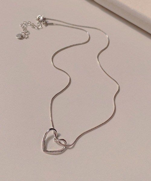 gossip！ロサンゼルス（ゴシップロサンゼルス）の「シルバーカラーオープンハートネックレス（ネックレス・レディース・シルバー・FREE）」の6枚目の写真