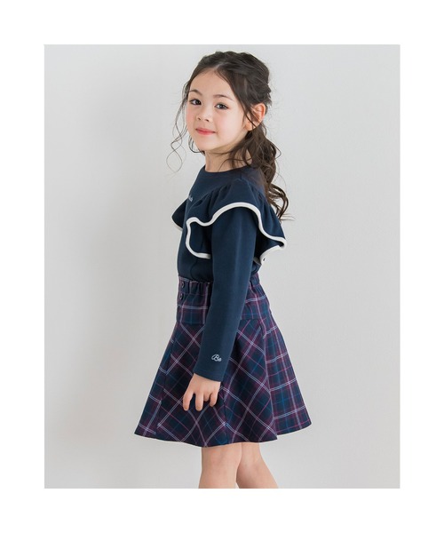 BeBe（ベベ）の「BeBe/ローゲージワッフルパイピングフリルトレーナー(90~150cm)（スウェット・キッズ・ネイビー/ブルー・110/130/120/140/150/100/90）」の15枚目の写真