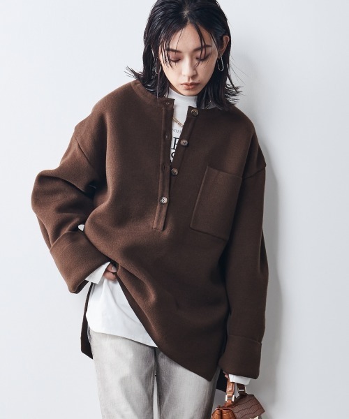 CHIC STYLE（シックスタイル）の「＜大きいサイズ＞ヘンリーネックニットプルオーバー シックスタイル（ニット/セーター・レディース・グレー/ブラウン/ブラック・3L/LL/5L/4L/6L/8L/L）」の7枚目の写真
