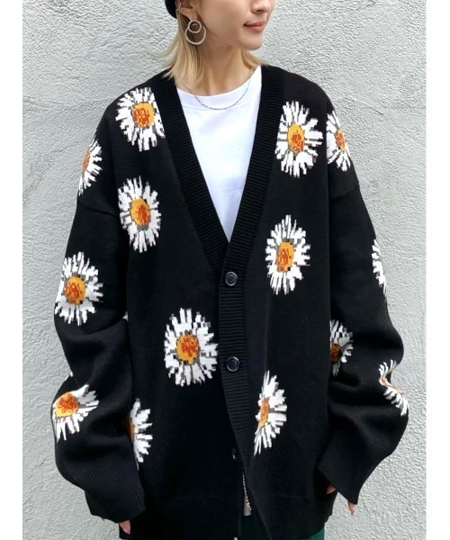 WHITELAND(ホワイトランド)の「WHITELAND/ホワイトランド/デイジージャガードカーディガン(カーディガン/ボレロ・レディース・ブラック・F)」の1枚目の写真
