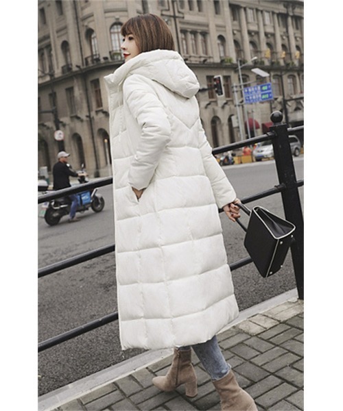 おしゃれスタ（オシャレスタ）の「きれいめシンプルハイネック中綿コート（ダウンジャケット/コート・レディース・ワイン/ブラック/カーキ/グレー/イエロー/グリーン/レッド/ホワイト・M/L/XL/XXL）」の10枚目の写真