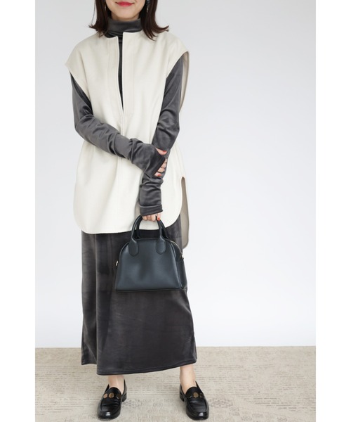 &. NOSTALGIA（アンドドットノスタルジア）の「【ZOZO限定】ベロアマキシワンピース（ワンピース・レディース・チャコールグレー/オリーブ・FREE）」の2枚目の写真