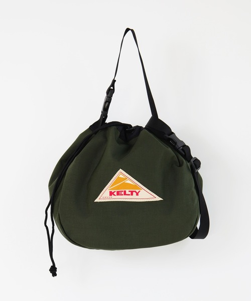 KELTY(ケルティ)の「ショルダー&ハンドの2WAY仕様【KELTY】 BIG KINCHAKU(ショルダーバッグ・メンズ・モカ/オリーブ/ダークグレー/ブラウン系その他/マスタード/タン/ブラック/セージグリーン/ネイビー・FREE)」の1枚目の写真