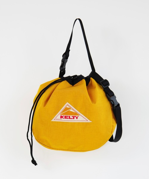 KELTY(ケルティ)の「ショルダー&ハンドの2WAY仕様【KELTY】 BIG KINCHAKU(ショルダーバッグ・メンズ・モカ/オリーブ/ダークグレー/ブラウン系その他/マスタード/タン/ブラック/セージグリーン/ネイビー・FREE)」の9枚目の写真